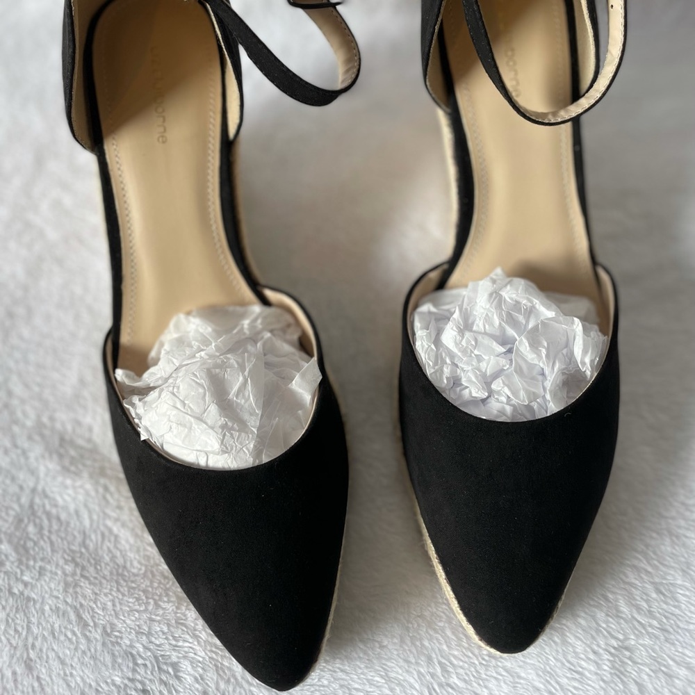 Liz Claiborne Black Canvas Wedge